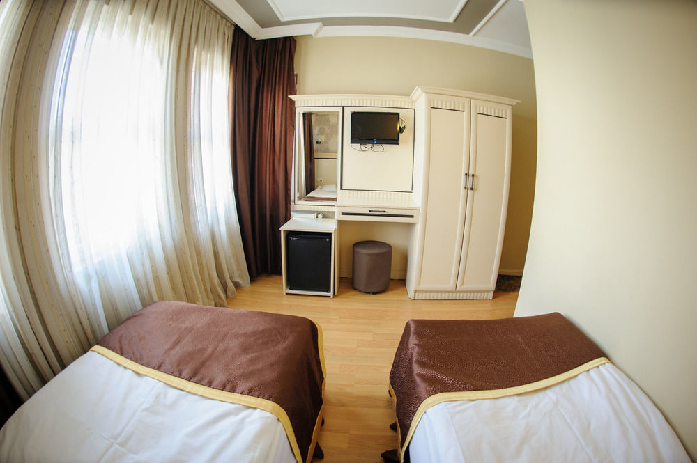 איסטמבול Hurriyet Hotel מראה חיצוני תמונה
